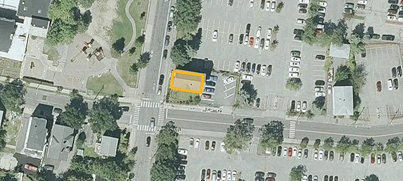 Well-Kept Multifamily Corner Property