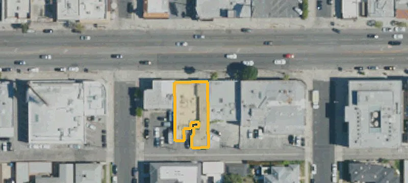 Multi-Unit Retail Storefront