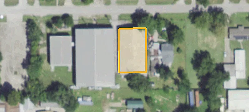 Air-Conditioned Gym Facility with Courts