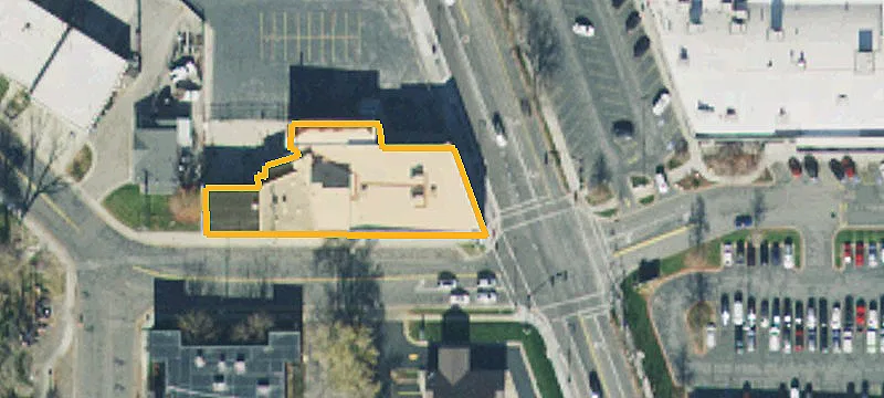 Restaurant and Main-Level Retail