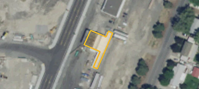 Retail Office Property with Multiple Suites