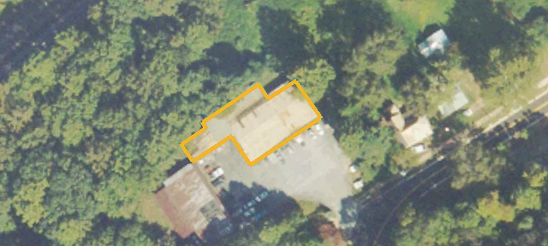 Freestanding Retail/Warehouse Building
