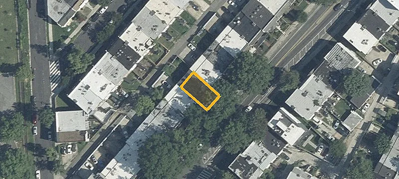 All-Brick Four-Unit Multifamily