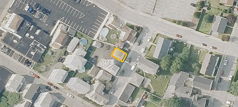 Three-Story Multifamily Residence