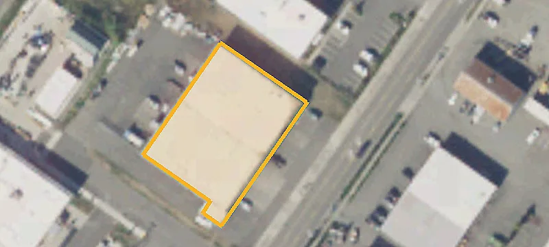 Light Industrial Warehouse with Yard