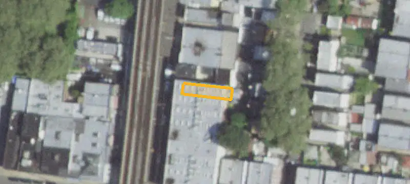 Ultra-Tall Warehouse For Sale