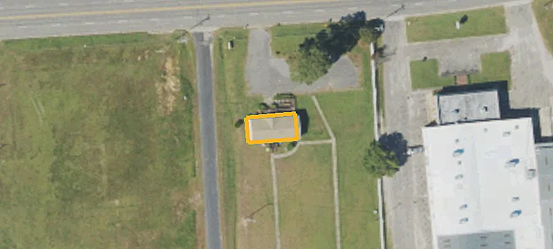 Manufactured Office with Expansion Land