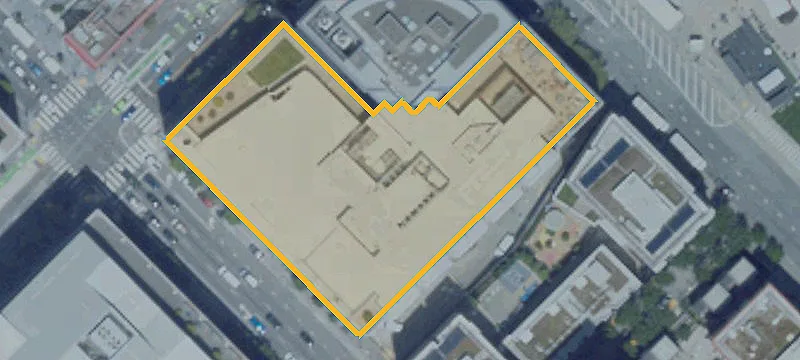 Office Tenant Space with Meeting Rooms