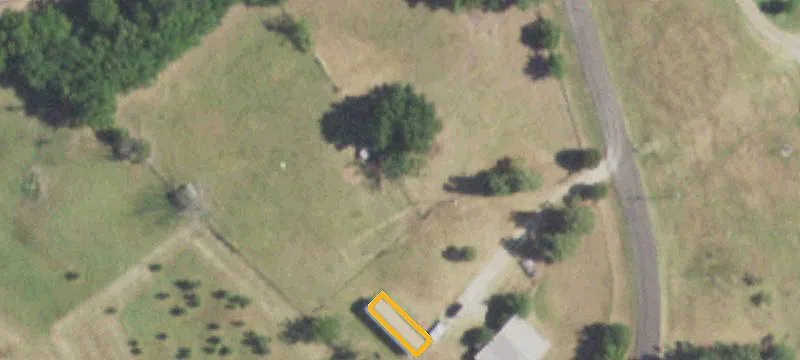 Unrestricted Agricultural Land with Barn