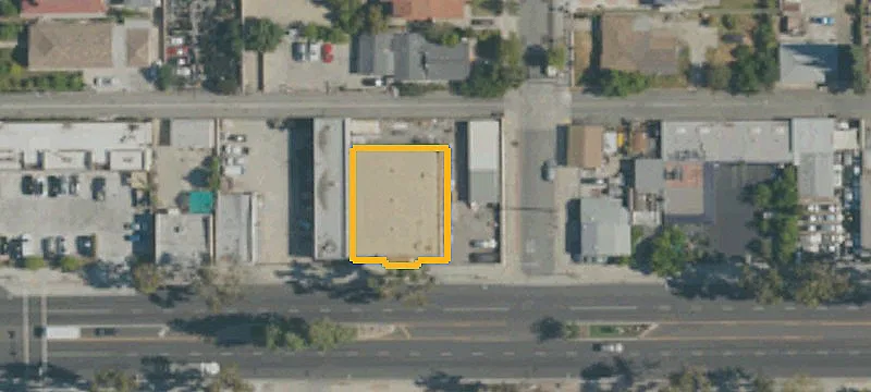Retail Building with Storage Mezzanine
