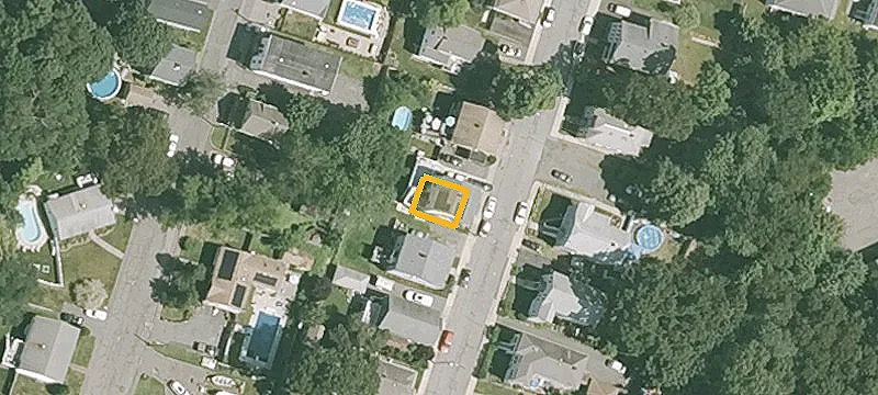 Two-Story 4BR Residential Rental Unit