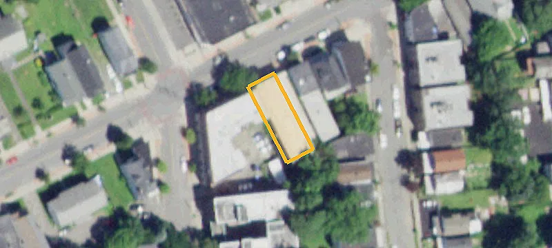 Retail Building with Street Frontage
