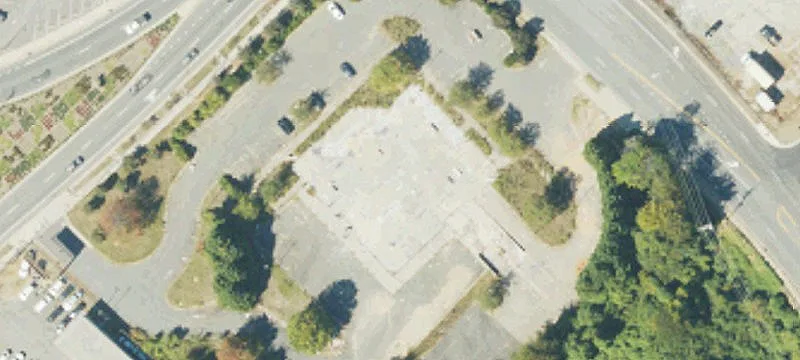 Apartment Building with Co-Working Amenities