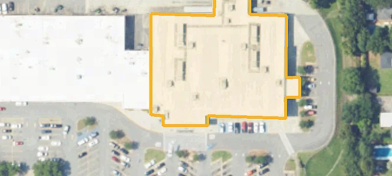 Retail Space in High-Traffic Center