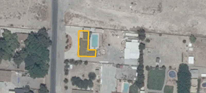 Warehouse with Dock and Grade Loading