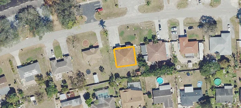 Renovated Duplex Unit with Yard