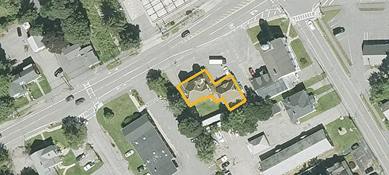 2nd-Floor Wraparound Porch Apartment