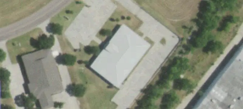 Single-Tenant Office Building