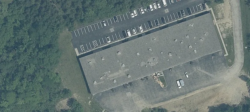 Warehouse with Rear Drive-Ins