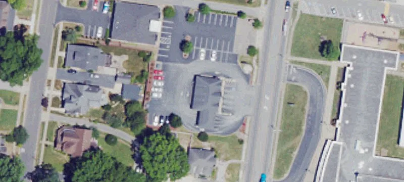 Single-Tenant Retail Storefront