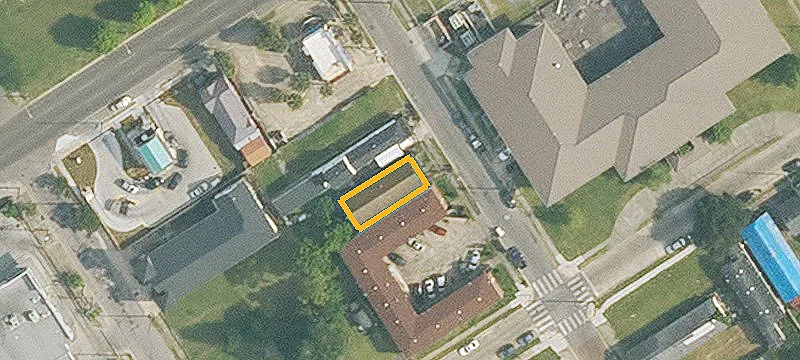 Historic Duplex With Large Yard