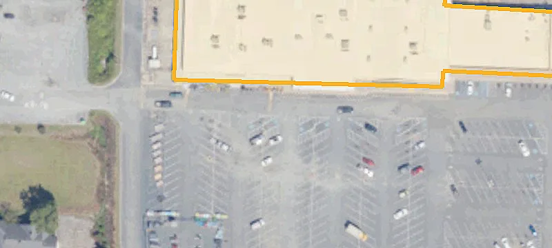 Tractor Supply-Anchored Retail Space