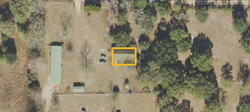Fenced Mini Ranch Acreage