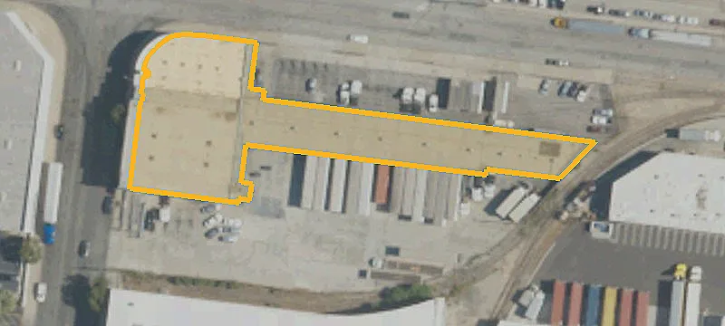High-Throughput Transloading Warehouse