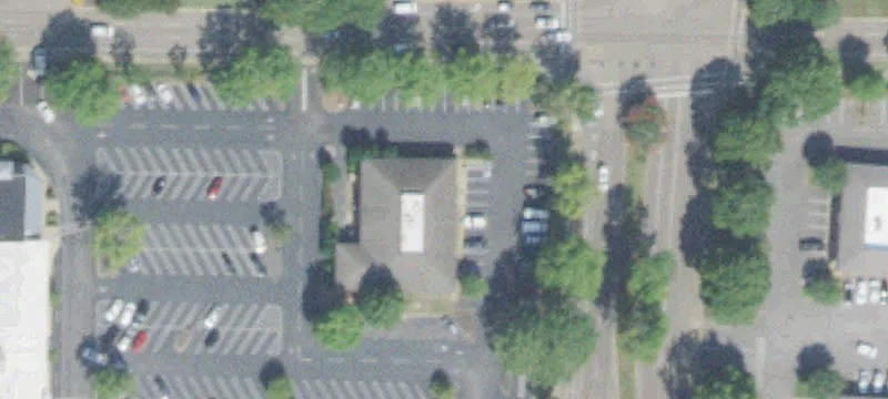 In-Line Retail Suite in Shopping Center