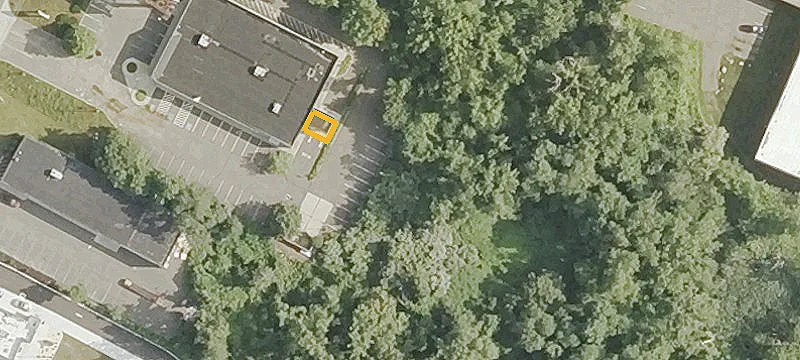 Retail-Adjacent Commercial Land