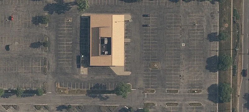 Retail Center with High Visibility