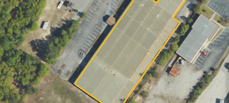 Warehouse Unit with Dock Doors