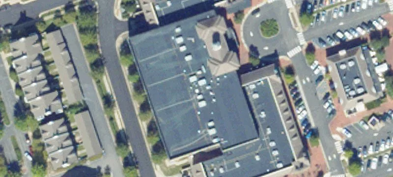 Inline Retail Space at Shopping Center