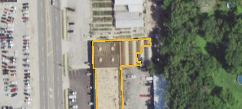 Commercial Land with Major Road Frontage