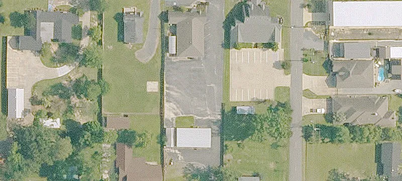 Retail/Office Building with Updates