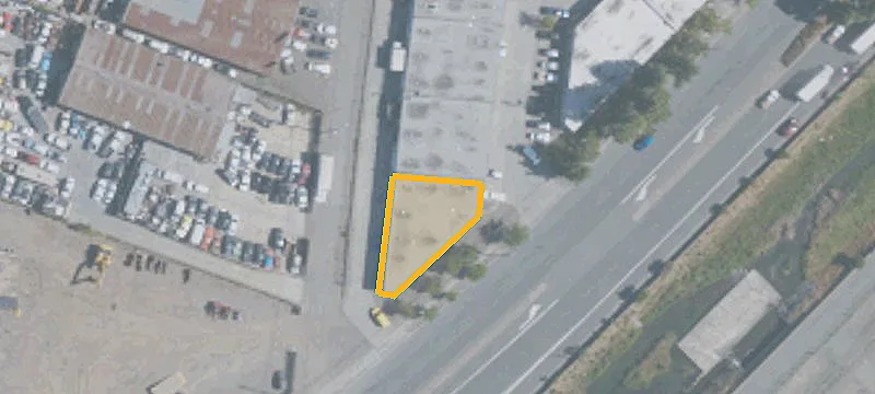 End-Unit Warehouse Flex Space