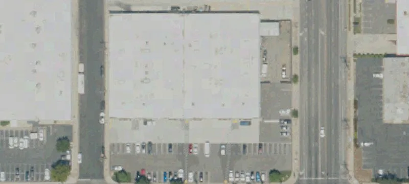 Industrial Condominium with Roll-Up Door