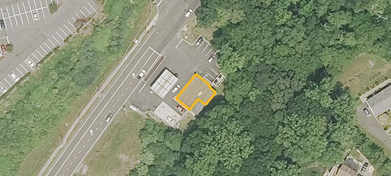 Highly Visible Commercial Land