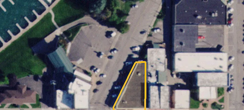 Mixed-Use Historic Waterfront Building