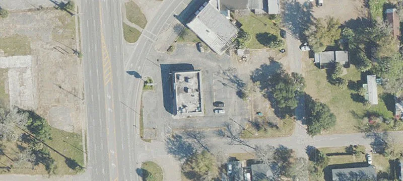 Freestanding Drive-Thru Restaurant