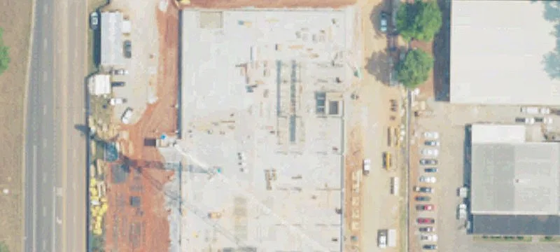 Mixed-Use Building with Restaurant Space