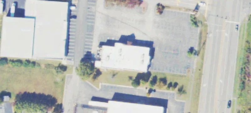 Stand-Alone Retail Building with Kitchen