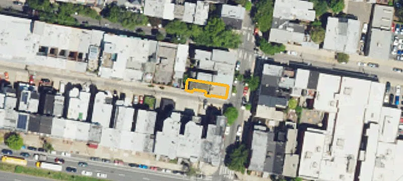 Renovation-Needed Retail/Office Suite
