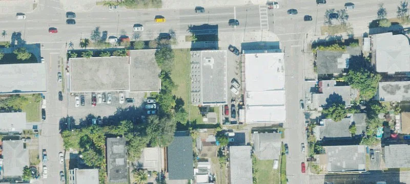 Flexible Retail and Kitchen Building