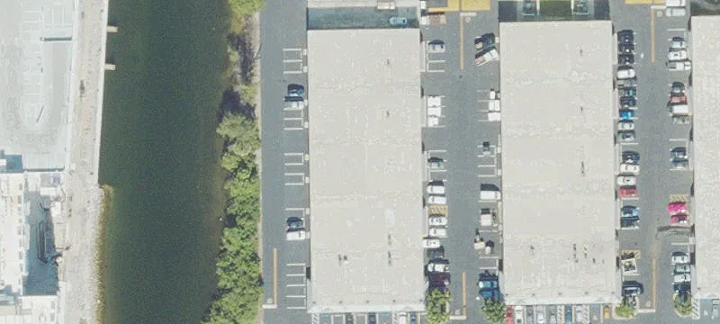 Small Bay Warehouse for Lease
