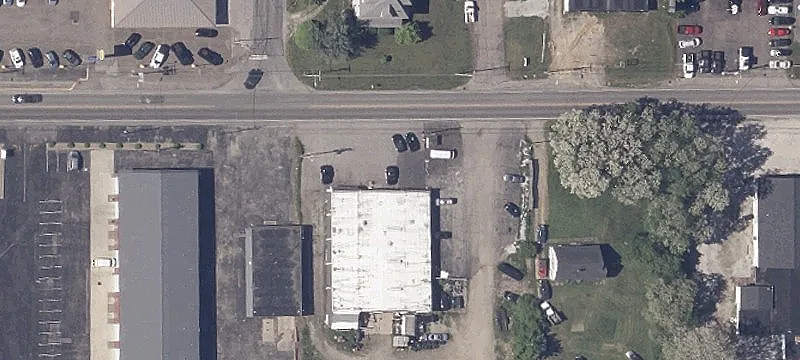 Warehouse with Office and Overhead Doors