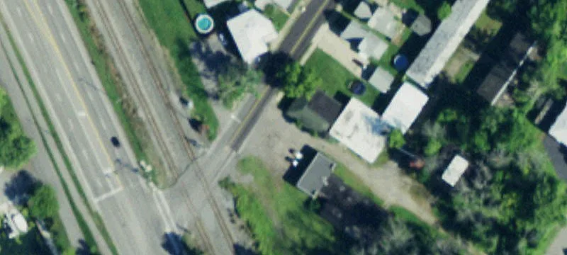 Mixed-Use Flex and Garage Site