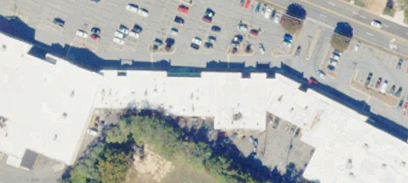 Retail Center Inline Space