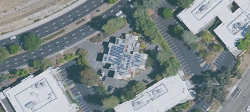 Ground-Floor Coworking Office Suites
