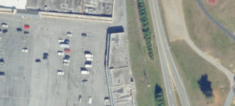 Renovated Shopping Center Anchored by Big Lots